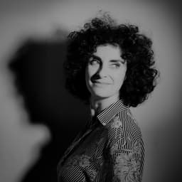 Sophie Flak