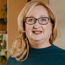 Tracey Webster